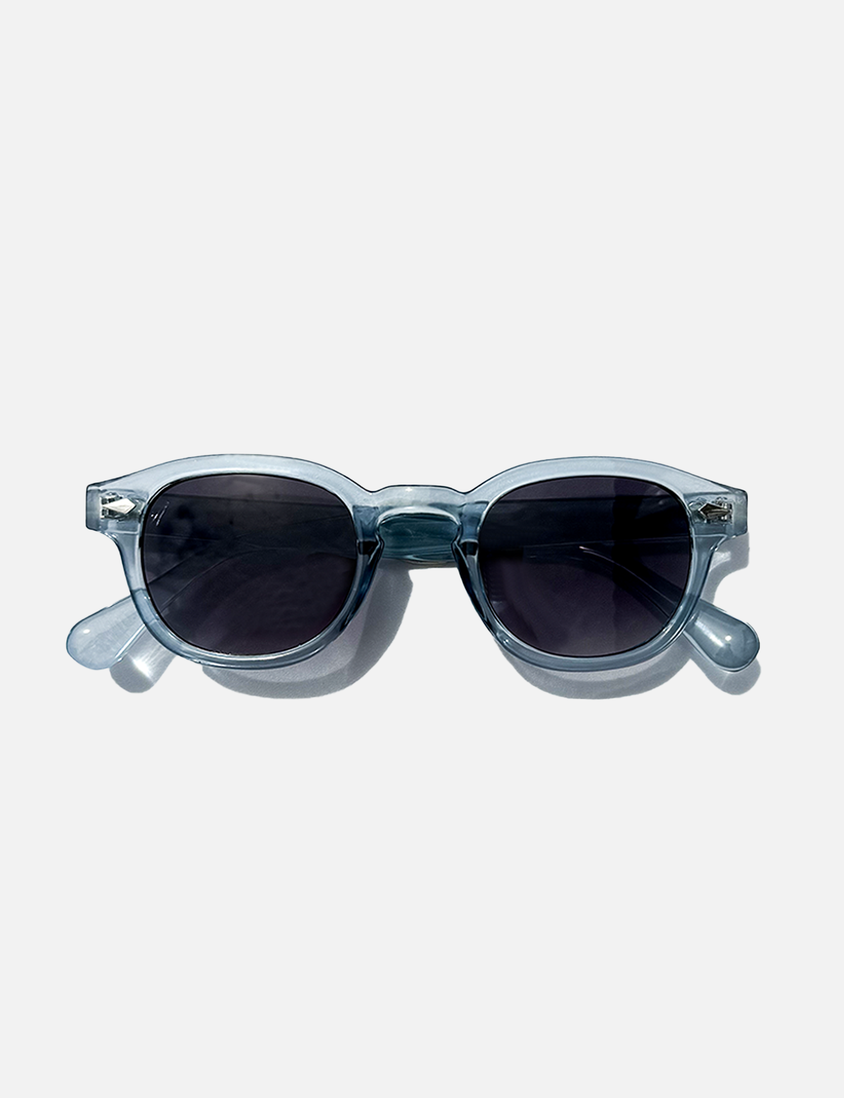 BLUE_d0fe86d9-53b7-48d6-a9cd-5ccb346cbe4d.png